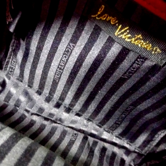 Victoria's Secret Burgundy Velvet Stud City Mini Backpack🎒Crossover Gold HW NWT - Picture 5 of 14